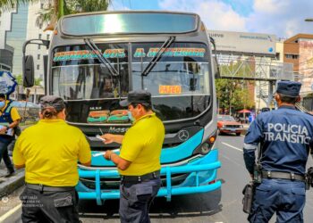VMT habilita número telefónico para recibir denuncias en caso de aumentos en tarifas del transporte público