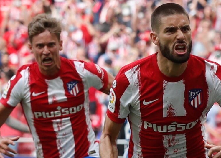 El Atlético gana 2-1 al Espanyol con un penal en el último suspiro