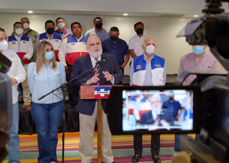 Erick Salguero dimite de la presidencia de ARENA y llama a nuevas elecciones para el COENA