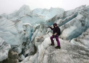 Alfa Karina Arrué ya realiza su primera rotación en el Monte Everest
