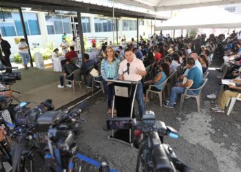 Ministro de Trabajo realiza gira por las 14 sedes del país para garantizar empleo a jóvenes de 18 y mayores de 40 años