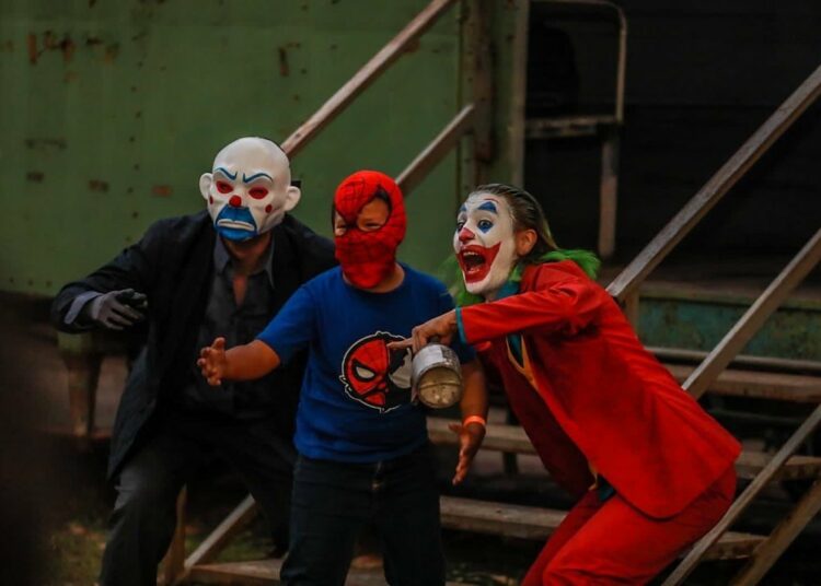 (FOTOS) Salvadoreños disfrutan del CIFCOMIC