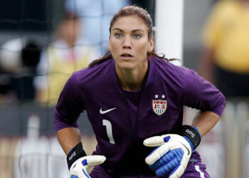 El ex portera de la selección de Estados Unidos, Hope Solo ingresa a tratamiento por problemas de alcohol