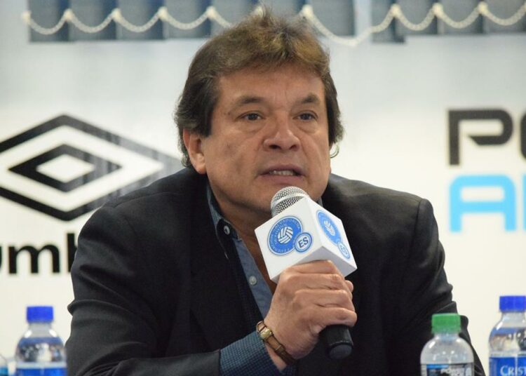 Hugo Carrillo podrá continuar al mando de la FESFUT hasta 2026