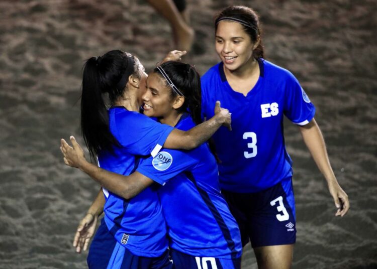 Fiesta de goles para El Salvador ante Bahamas