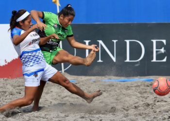 Las chicas de Barra de Santiago, dueñas y señoras del grupo A