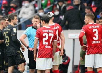 El insólito error amateur que puede costarle el triunfo al Bayern Múnich y que recorre el mundo