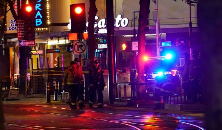 Al menos seis personas murieron y otras diez resultaron heridas en tiroteo en Sacramento, California