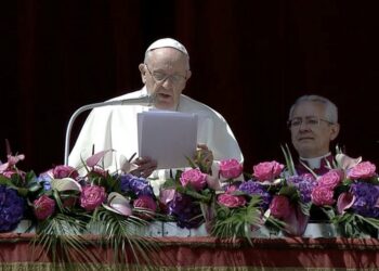 El papa Francisco pide paz en Ucrania, arrastrada por una guerra «cruel e insensata»
