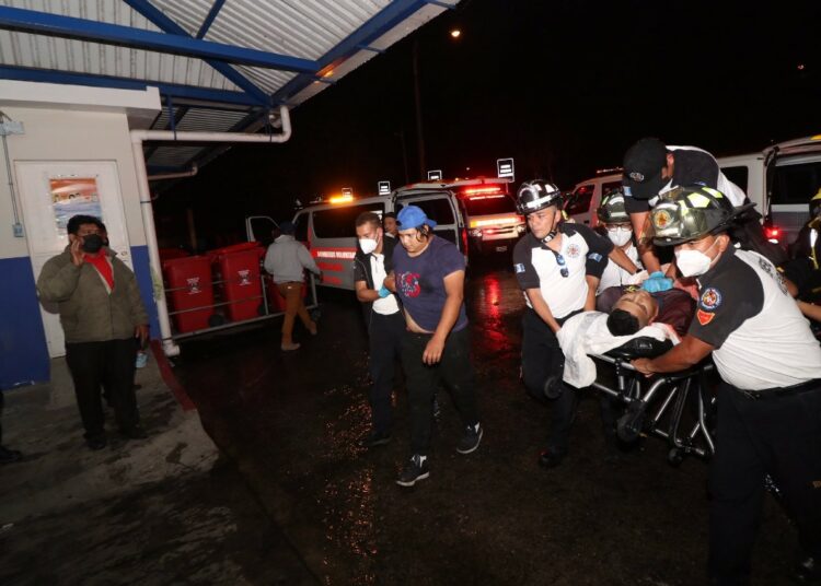 Un tiroteo durante juego de fútbol deja al menos seis personas muertas en Guatemala