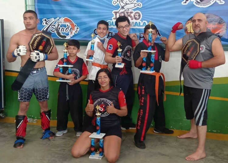Kickboxing salvadoreño obtuvo cuatro medallas de oro en el torneo Ioko en Guatemala