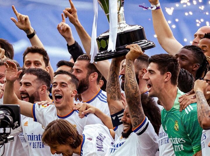 Llegó la 35: Real Madrid se proclama campeón de La Liga tras vencer 4-0 al Espanyol