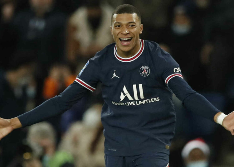 Las razones por las que Mbappé habría decidido seguir en el PSG