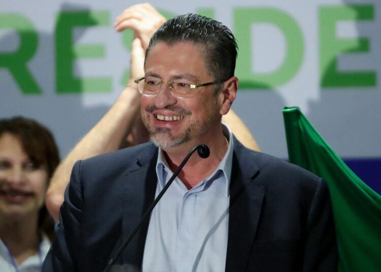 El economista Rodrigo Chaves será el próximo presidente de Costa Rica tras vencer en segunda vuelta