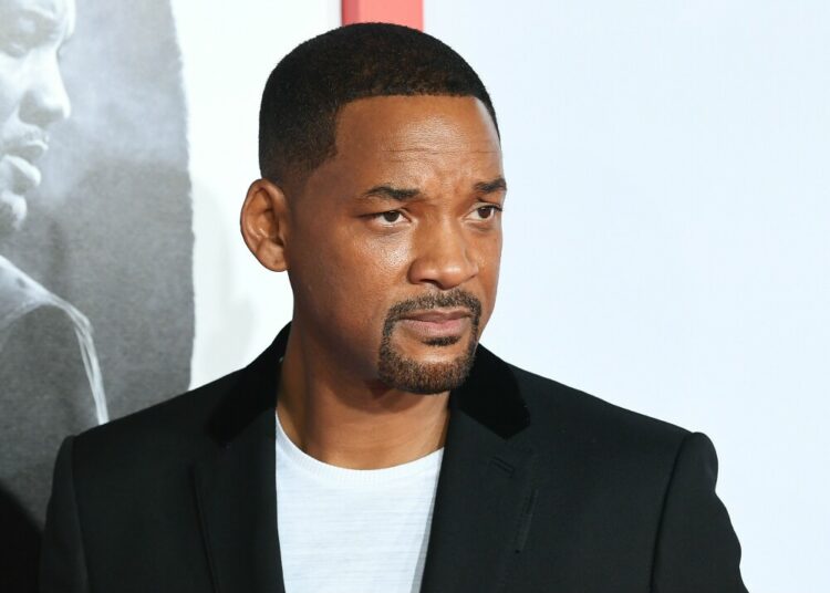 Will Smith renuncia a la Academia tras agredir a Chris Rock en los Oscar