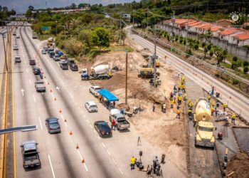 Inician trabajos de pavimentación del acceso que conectará la calle a El Boquerón con el bulevar Monseñor Romero