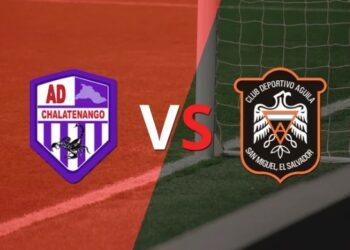 Águila y Chalatenango pelean hoy el liderato de la liga de fútbol