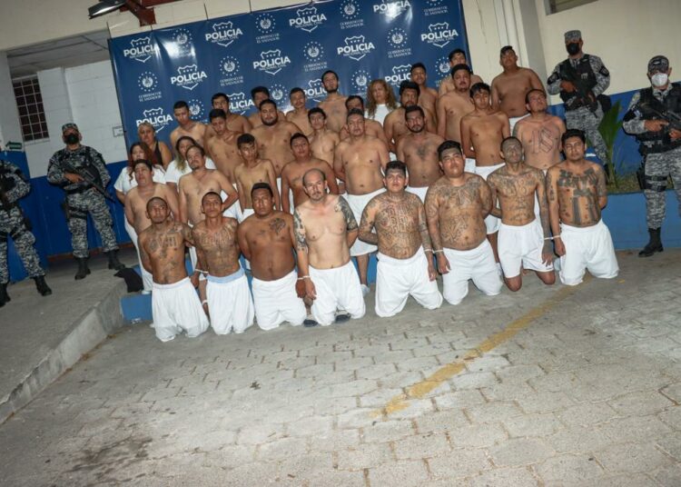 Capturas de terroristas ascienden a 13,573 en 24 días de Régimen de Excepción