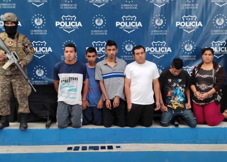 FAES ubica seis pandilleros en La Campanera y les incautan varios teléfonos