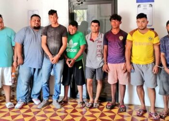 Capturan en La Unión a ocho pandilleros, entre ellos dos nicaragüenses