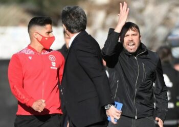 A Real Madrid le cobraron tres penales en el triunfo ante Celta de Vigo y Coudet estalló de bronca contra el VAR