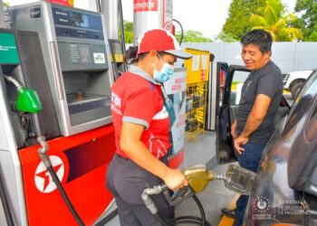 Gobierno mantiene inspecciones constantes a gasolineras para garantizar precios bajos en los combustibles