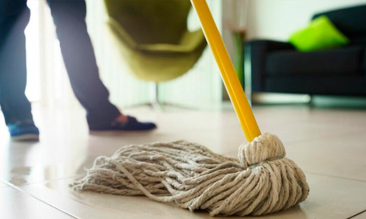 Ministerio de Trabajo se compromete a velar por los derechos de trabajadores de las empresas de limpieza