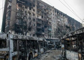 Rusia da otro ultimátum para la rendición de Mariúpol