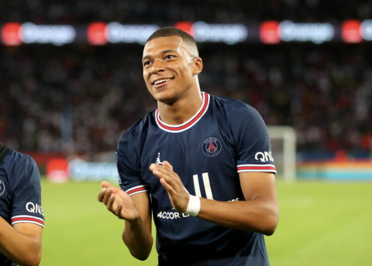 Kylian Mbappé y las otras catorce figuras del fútbol mundial que pueden quedar libres en dos meses