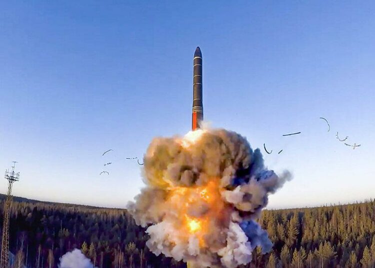 CIA no descarta uso de armas nucleares por parte de Rusia en Ucrania