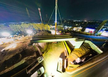 Construcción de paso a desnivel sobre redondel Utila en Santa Tecla muestra un 35 % de avance