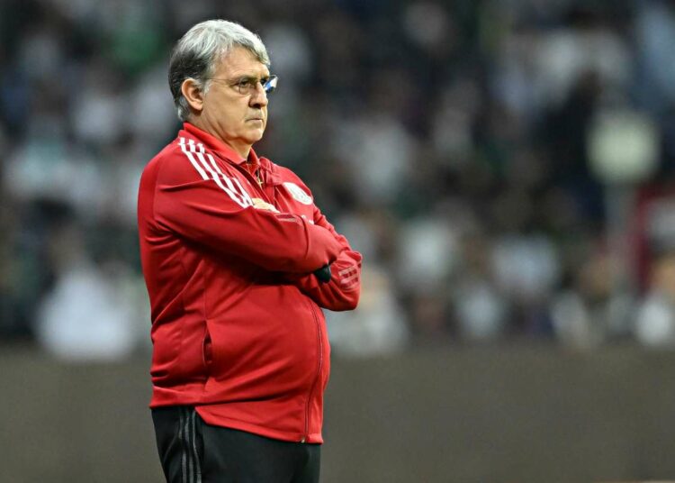 Luis Fernando Tena respaldó al Tata Martino