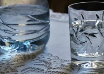 Varios niños beben accidentalmente tequila durante el horario de receso en una escuela de EE.UU.