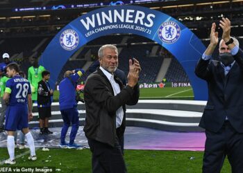 Abramovich rompe el silencio con emotiva despedida tras venta del Chelsea