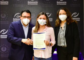Defensoría del Consumidor entregó sellos de garantía para incentivar la protección de los consumidores en comercio electrónico