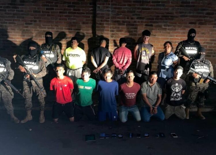 Operativo en Ahuachapán deja la captura de 11 presuntos pandilleros
