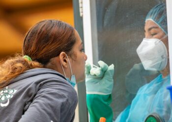 Ministerio de Salud realizó pruebas covid-19 en municipios de la zona central y oriental del país 