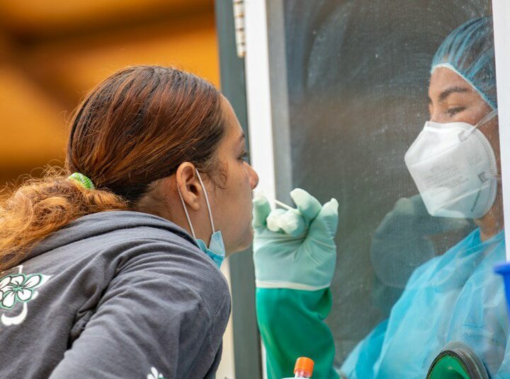 Ministerio de Salud realizó pruebas covid-19 en municipios de la zona central y oriental del país