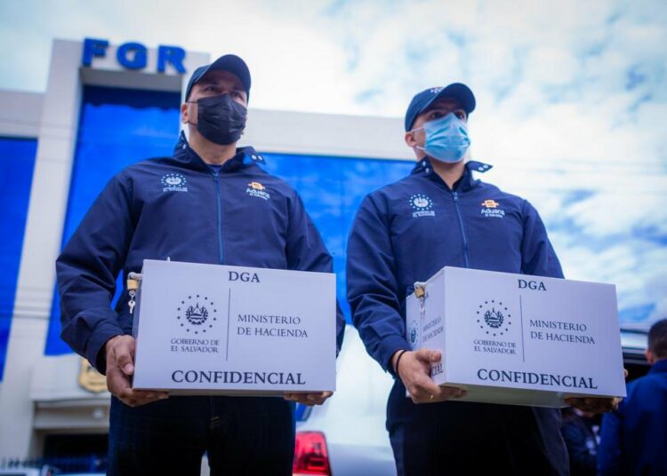 Hacienda presenta seis avisos por evasión fiscal y contrabando por $2.8 millones ante la Fiscalía