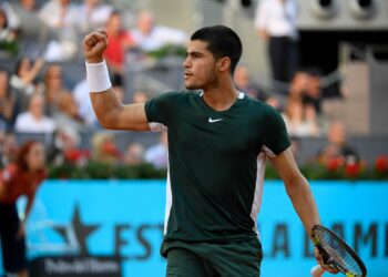 Carlos Alcaraz destrona a Zverev en el Open Madrid 2022