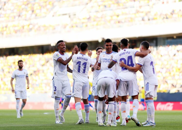 Real Madrid y Barcelona cumplen con sus ‘trámites’ en un cierre discreto