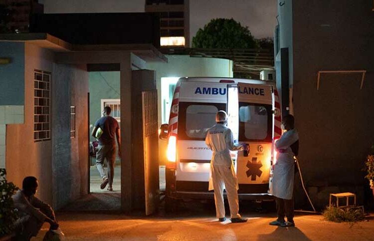 Once recién nacidos mueren por incendio en hospital de Senegal