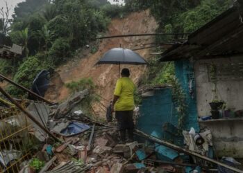 (VIDEOS) Suben a 44 los muertos y 56 los desaparecidos por las intensas lluvias en el nordeste de Brasil