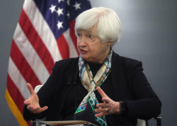 La secretaria del Tesoro de Estados Unidos advirtió sobre el riesgo de “estanflación” mundial por el alza del precio del gas y los alimentos