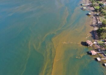 “Por años no se ha visto al lago de Coatepeque como un activo bueno, sino como una fuente de explotación”, asegura ministro de Medio Ambiente