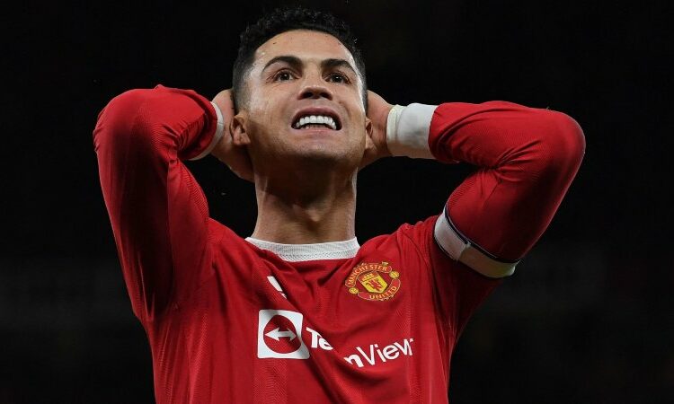 Fuerte recorte en los salarios de Cristiano Ronaldo y otras figuras del Manchester United por no clasificar a la Champions League