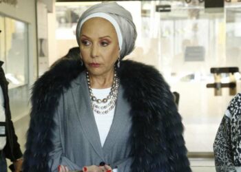 Honduras libera a Piedad Córdoba tras ser retenida con 68.000 dólares que no declaró