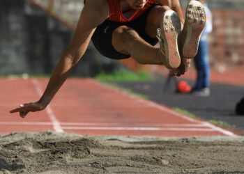 Fernando Manuel Reyes impone récord nacional en salto triple