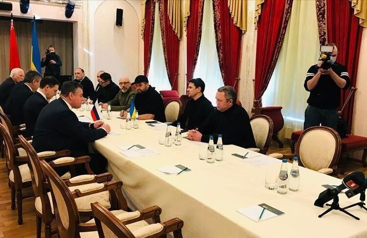Rusia confirma su disposición a retomar las negociaciones con Ucrania