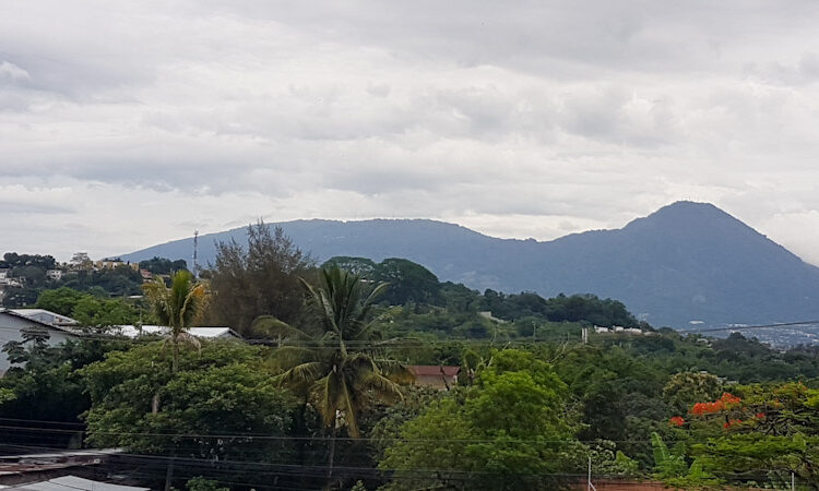 Lluvias, además de tormentas moderadas para la tarde y noche de este domingo